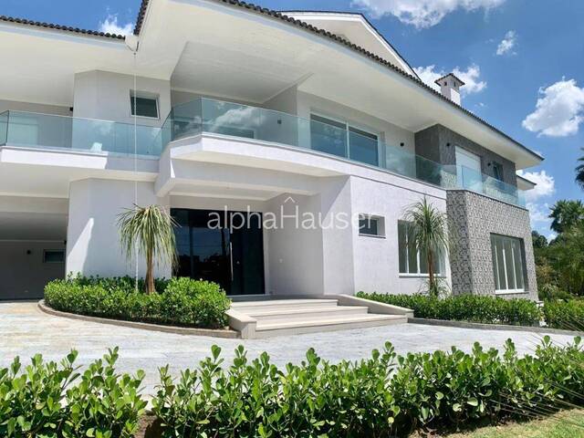 #817 - Casa para Venda em Santana de Parnaíba - SP