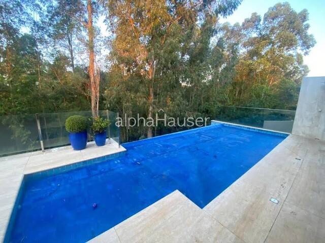 #956 - Casa para Venda em Santana de Parnaíba - SP