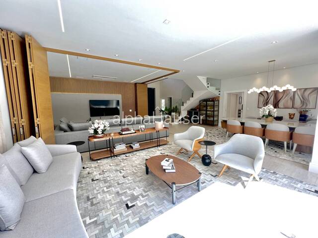 #1115 - Casa para Venda em Santana de Parnaíba - SP