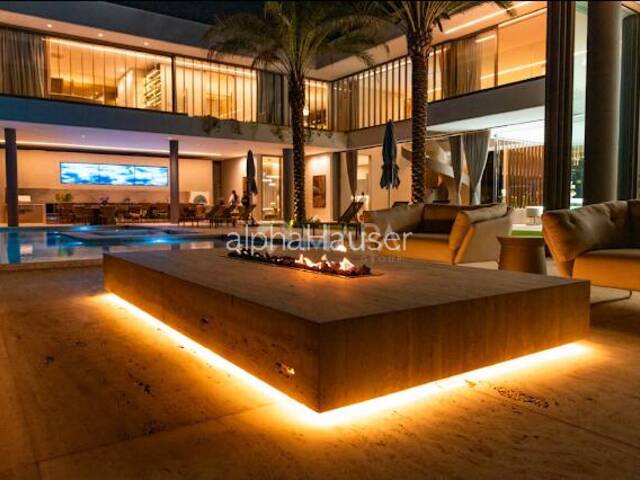 #1190 - Casa para Venda em Santana de Parnaíba - SP