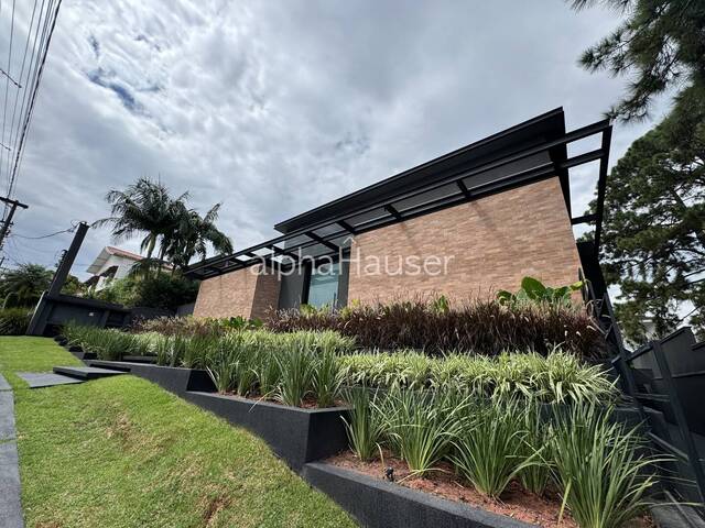 #1208 - Casa para Venda em Barueri - SP