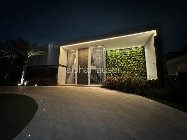 #1190 - Casa para Venda em Santana de Parnaíba - SP