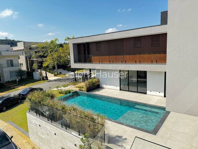 Casa para Venda em Santana de Parnaíba - 4