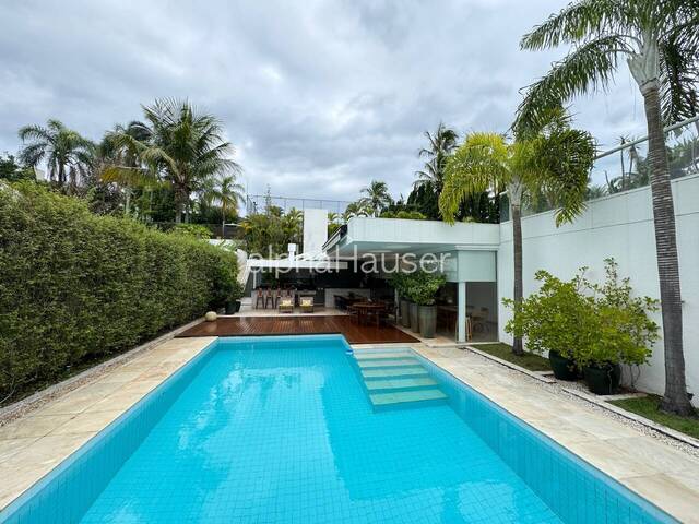#1257 - Casa para Venda em Santana de Parnaíba - SP