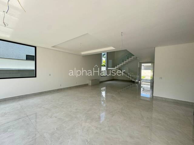 #1265 - Casa para Venda em Santana de Parnaíba - SP