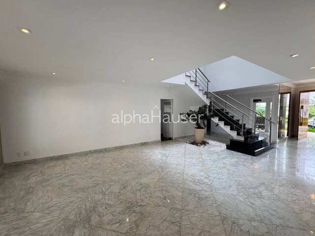 Casa para Venda em Santana de Parnaíba - 5