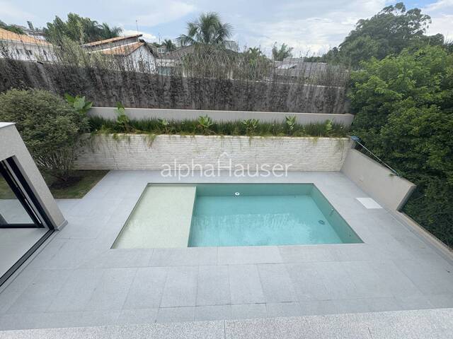 Casa para Venda em Santana de Parnaíba - 5