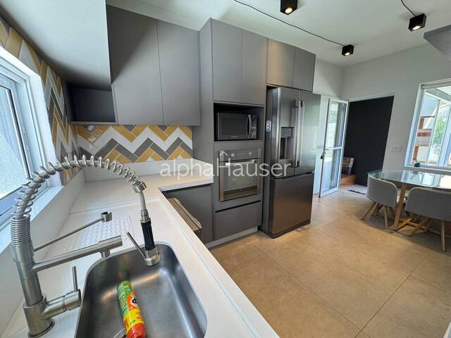 #1253 - Casa para Venda em Santana de Parnaíba - SP