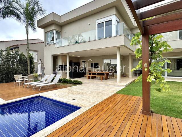 #1290 - Casa para Venda em Santana de Parnaíba - SP