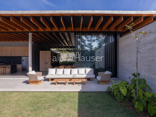 #1292 - Casa para Venda em Cotia - SP