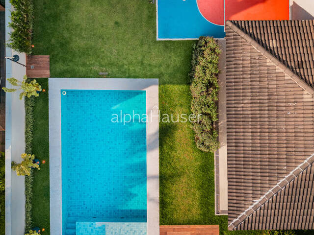 #1304 - Casa para Venda em Santana de Parnaíba - SP