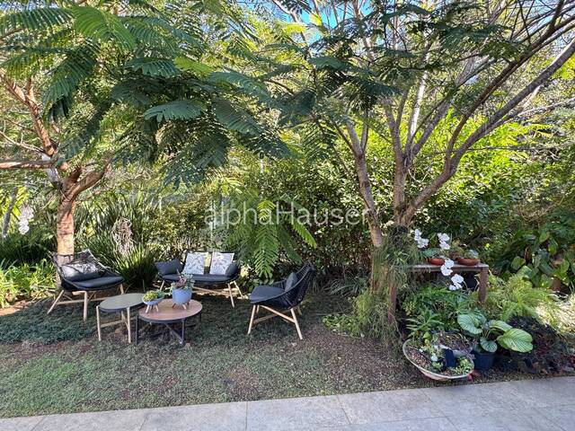 #1305 - Casa para Venda em Santana de Parnaíba - SP