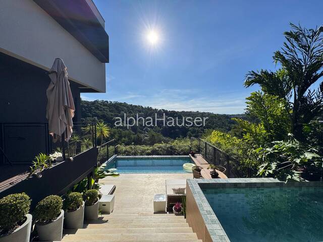 #1305 - Casa para Venda em Santana de Parnaíba - SP