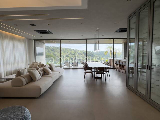 Casa para Venda em Santana de Parnaíba - 5