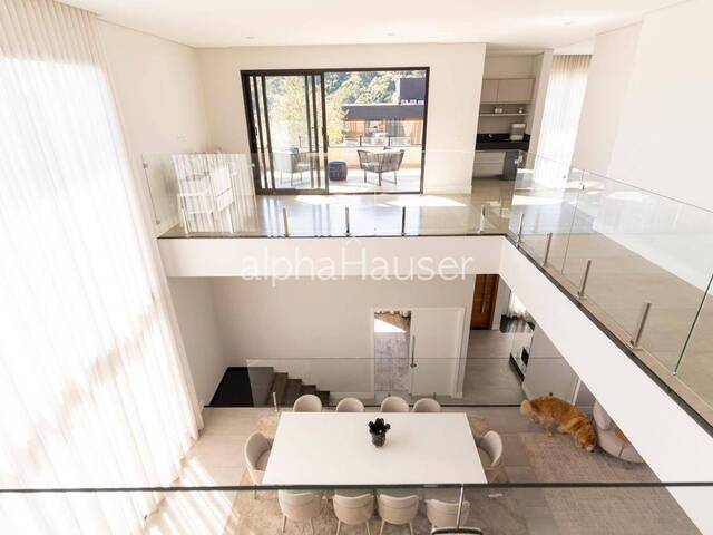 Casa para Venda em Santana de Parnaíba - 4