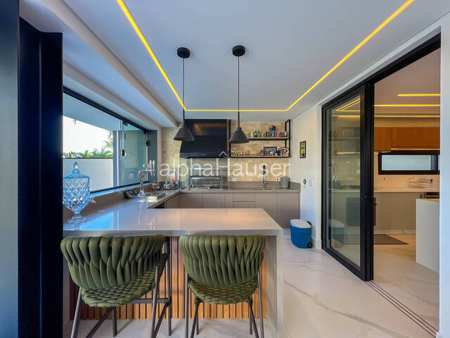 Casa para Venda em Santana de Parnaíba - 4