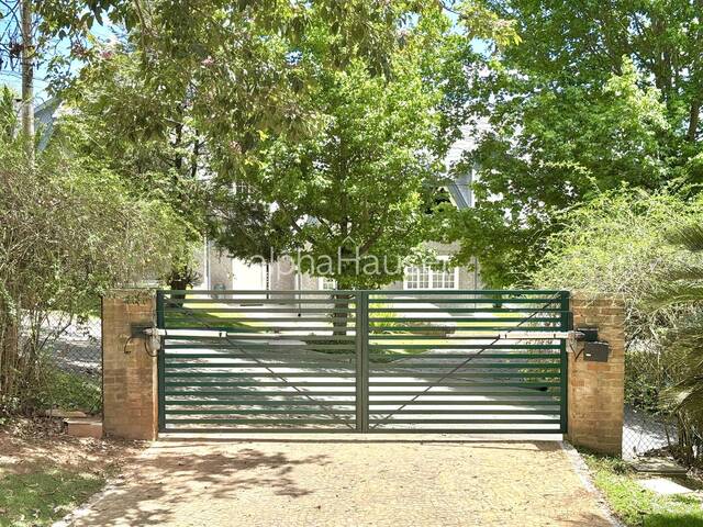 #1360 - Casa para Venda em Alphaville - SP