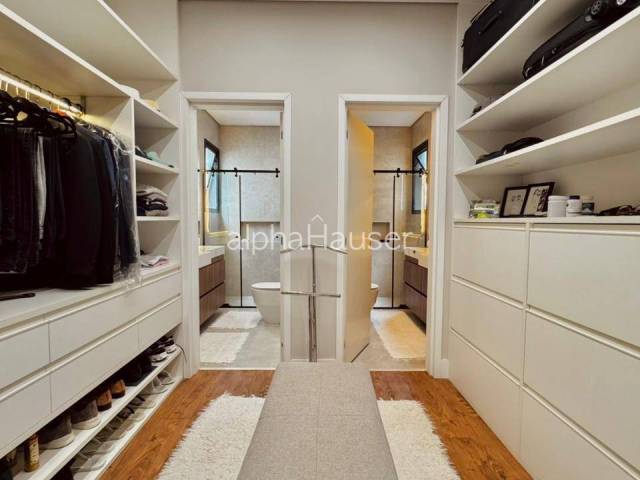 #1366 - Casa para Venda em Santana de Parnaíba - SP