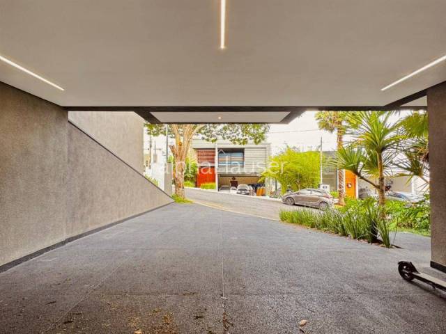 #1366 - Casa para Venda em Santana de Parnaíba - SP