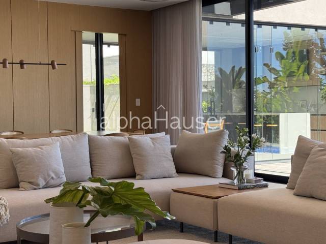 Casa para Venda em Santana de Parnaíba - 5