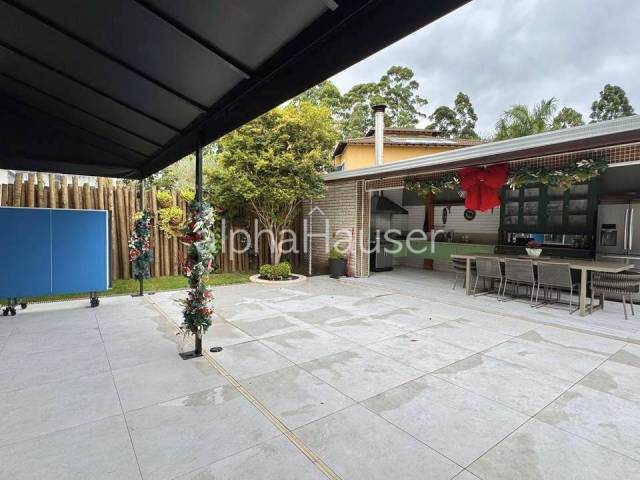 #823 - Casa para Venda em Santana de Parnaíba - SP