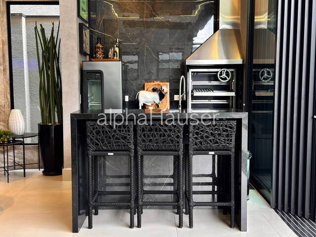 #1372 - Casa para Venda em Alphaville - SP