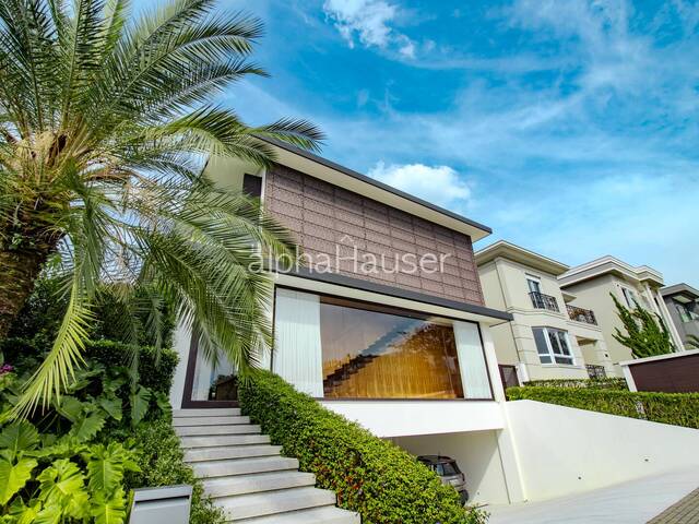 #1380 - Casa para Venda em Santana de Parnaíba - SP