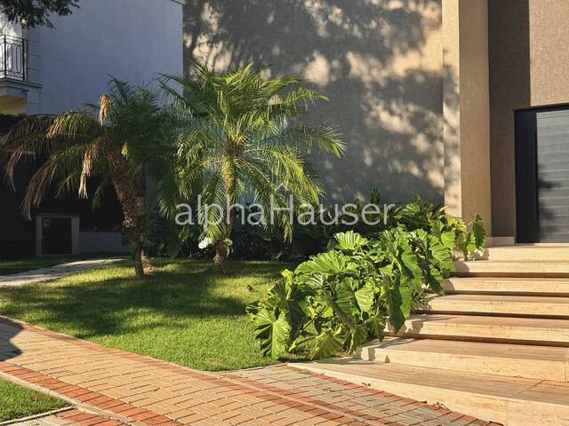 #1392 - Casa para Venda em Santana de Parnaíba - SP