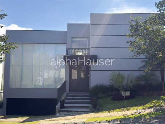 #1399 - Casa para Venda em Santana de Parnaíba - SP