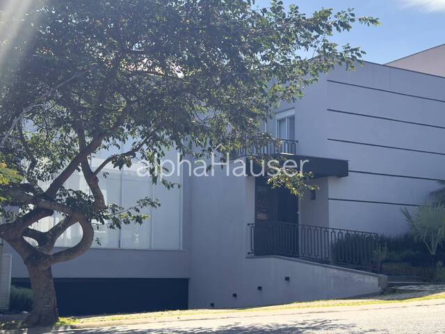 #1399 - Casa para Venda em Santana de Parnaíba - SP